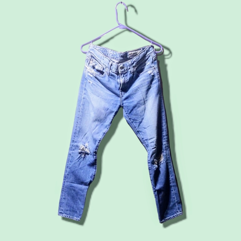 Aged denim crop jeans